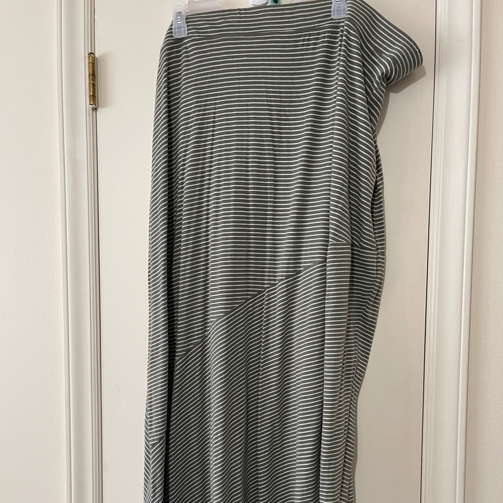 Striped maxi skirt